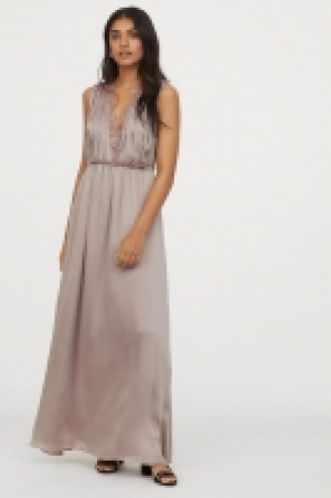 Vestido largo de satén 43.99 €