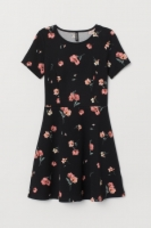 Vestido estampado de punto 8.99 €
