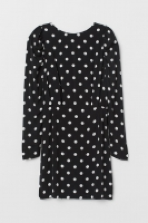 Vestido en crepé 14.99 €