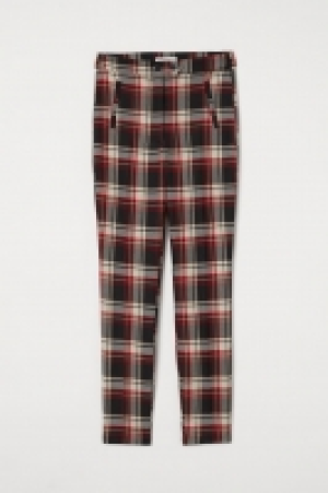 Pantalón tobillero de sarga 22.99 €
