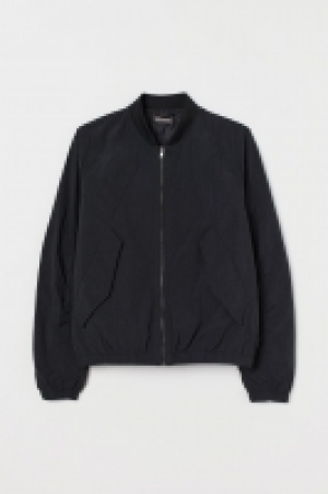 Cazadora bomber de nailon 19.99 €