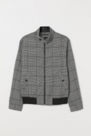 Chaqueta corta 24.99 €