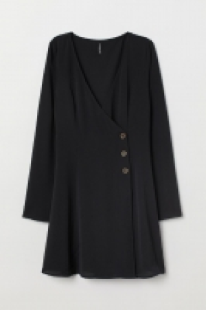 Vestido en crepé 9.99 €