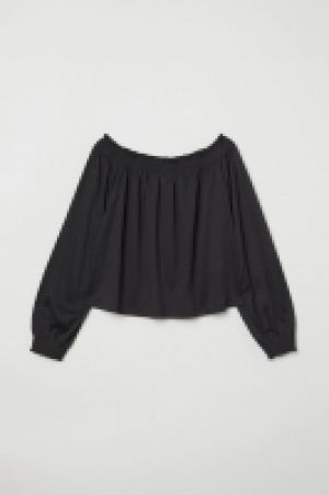 Blusa hombro descubierto 3.99 €