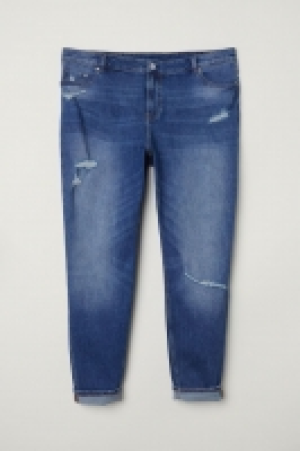 Girlfriend Regular Jeans 24.99 €