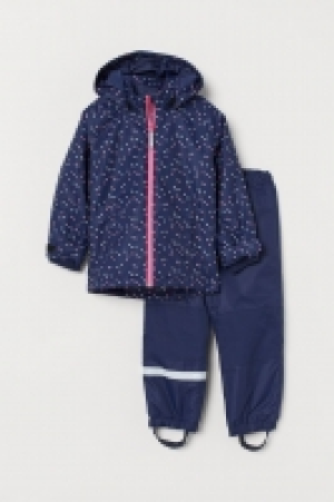 Chaqueta y pantalón 32.99 €