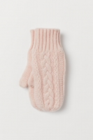 Manoplas en punto trenzado 3.99 €