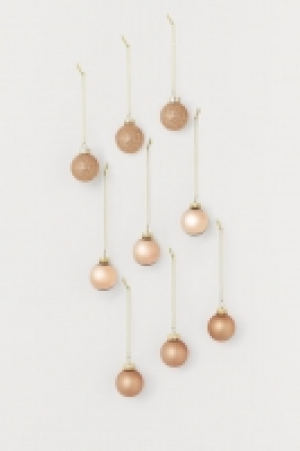 Pack de 9 bolas de Navidad 3.99 €