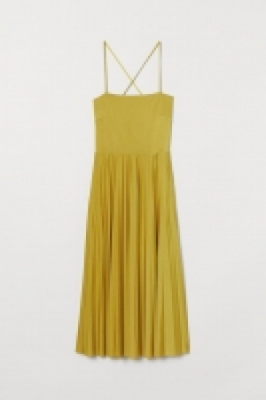 Vestido plisado 27.99 €