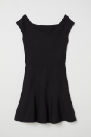 Vestido hombro descubierto 29.99 €