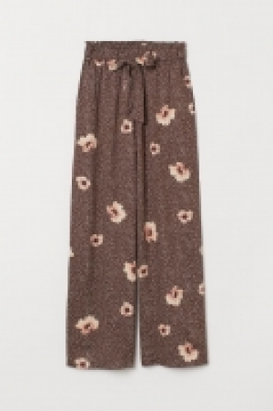 Pantalón ancho abullonado 10.99 €