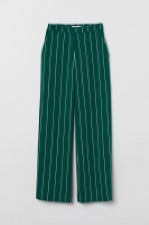 Pantalón amplio 18.99 €