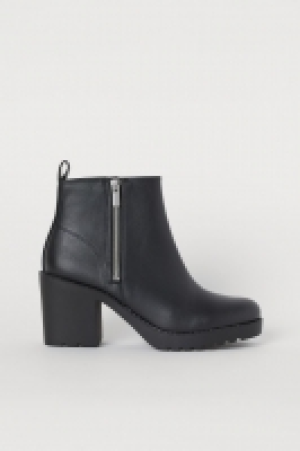 Botas 15.99 €