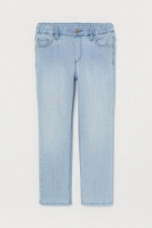 Straight Fit Jeans 10.99 €
