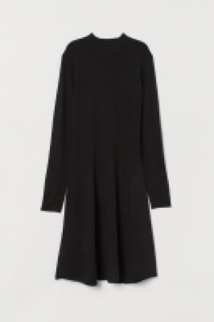 Vestido con cuello perkins 14.99 €