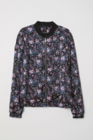 Cazadora bomber de satén 16.99 €
