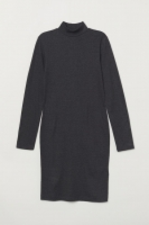 Vestido con cuello perkins 7.49 €