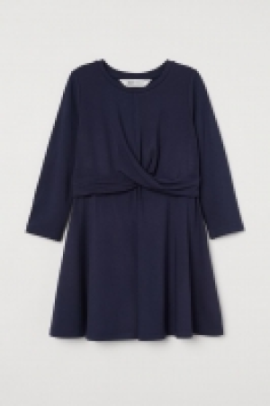 Vestido de punto con nudo 10.99 €