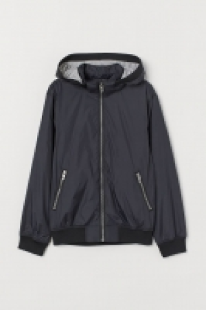 Chaqueta de nailon con forro 14.99 €