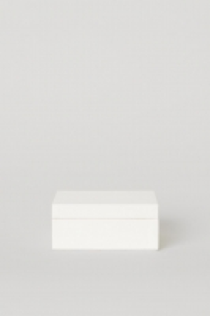 Caja pequeña con tapa 7.99 €