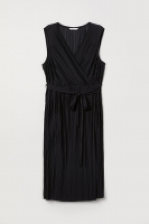 MAMA Vestido plisado 20.99 €