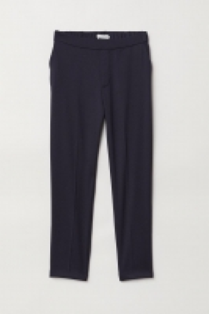 Pantalón sin cierre 16.99 €