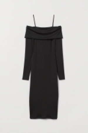 Vestido hombro descubierto 17.99 €