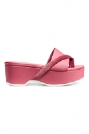 Sandalias con plataforma 67.99 €