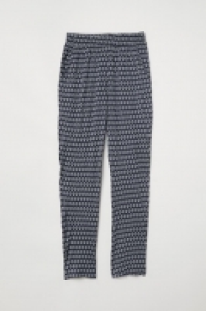 Pantalón de punto 6.99 €