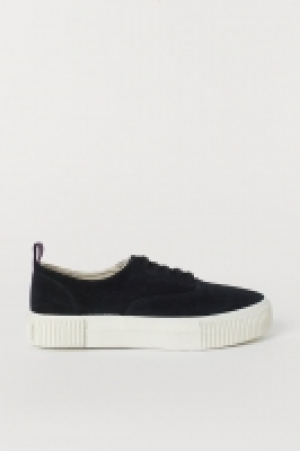 Zapatillas deportivas de ante 39.99 €