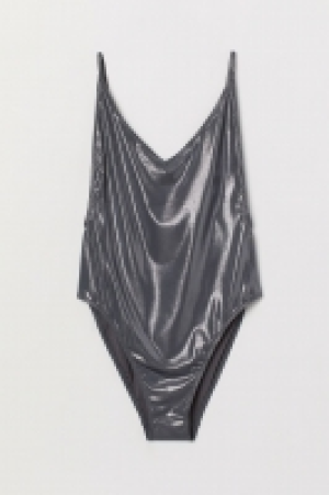Traje de baño High leg 6.99 €