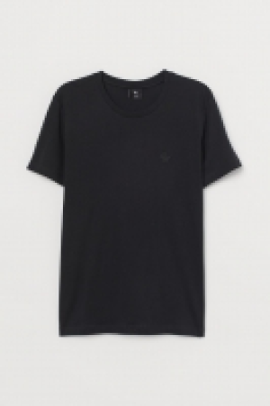 Camiseta con bordado 8.99 €