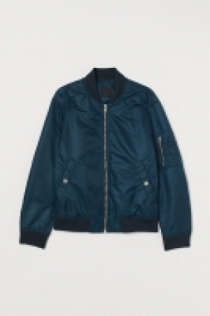 Cazadora bomber de nailon 29.99 €