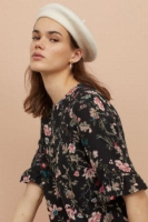 Vestido con volantes 11.99&nbsp;&euro;