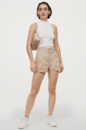 Pantalón corto High Waist 8.99 €