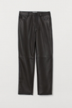 Pantalón de piel 149.00 €