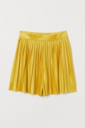 Pantalón corto plisado 14.99 €