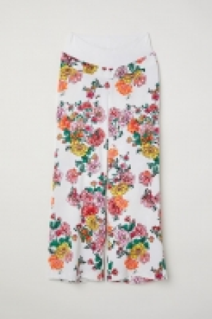 MAMA Pantalón amplio 19.99 €