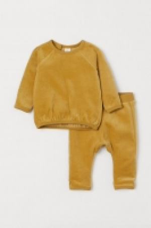 Conjunto de 2 piezas en velour 14.99 €