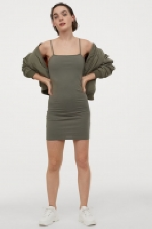 Vestido entallado 4.99 €