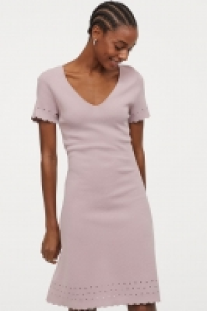 Vestido de punto fino 15.99 €