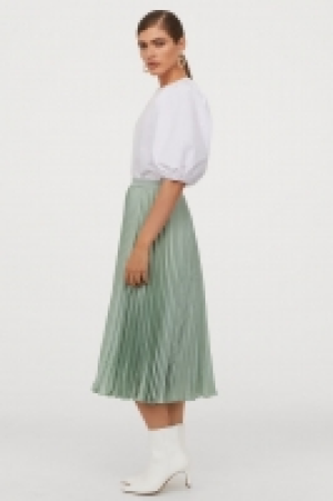Falda plisada de satén 17.99 €