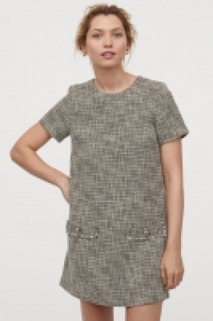 Vestido con textura 12.99 €