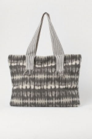 Bolsa shopper con motivo batik 9.99 €