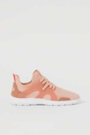 Zapatillas deportivas de malla 12.99 €