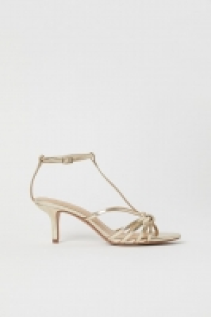 Sandalias brillantes 19.99 €
