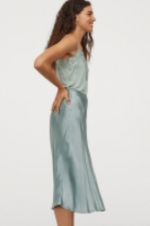 Falda midi de satén 17.99 €