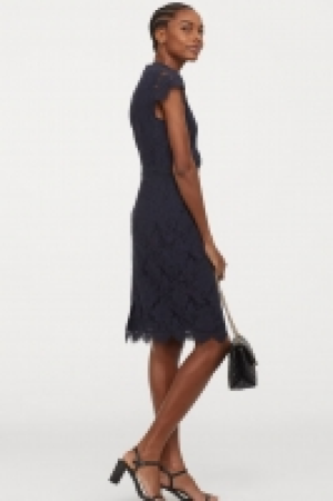 Vestido de encaje 17.99 €