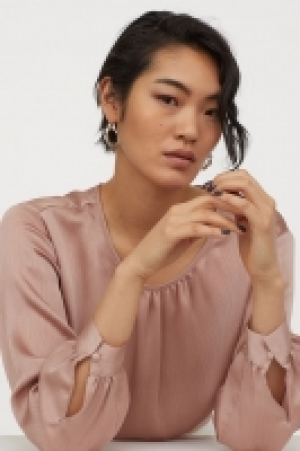 Blusa de anudar 15.99 €