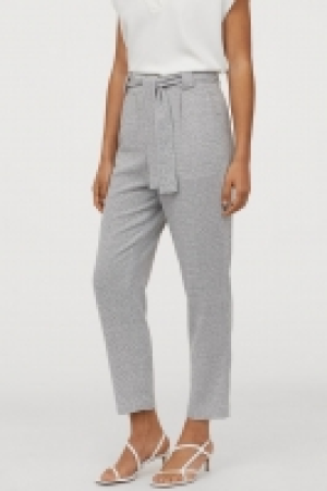 Pantalón tobillero 15.99 €